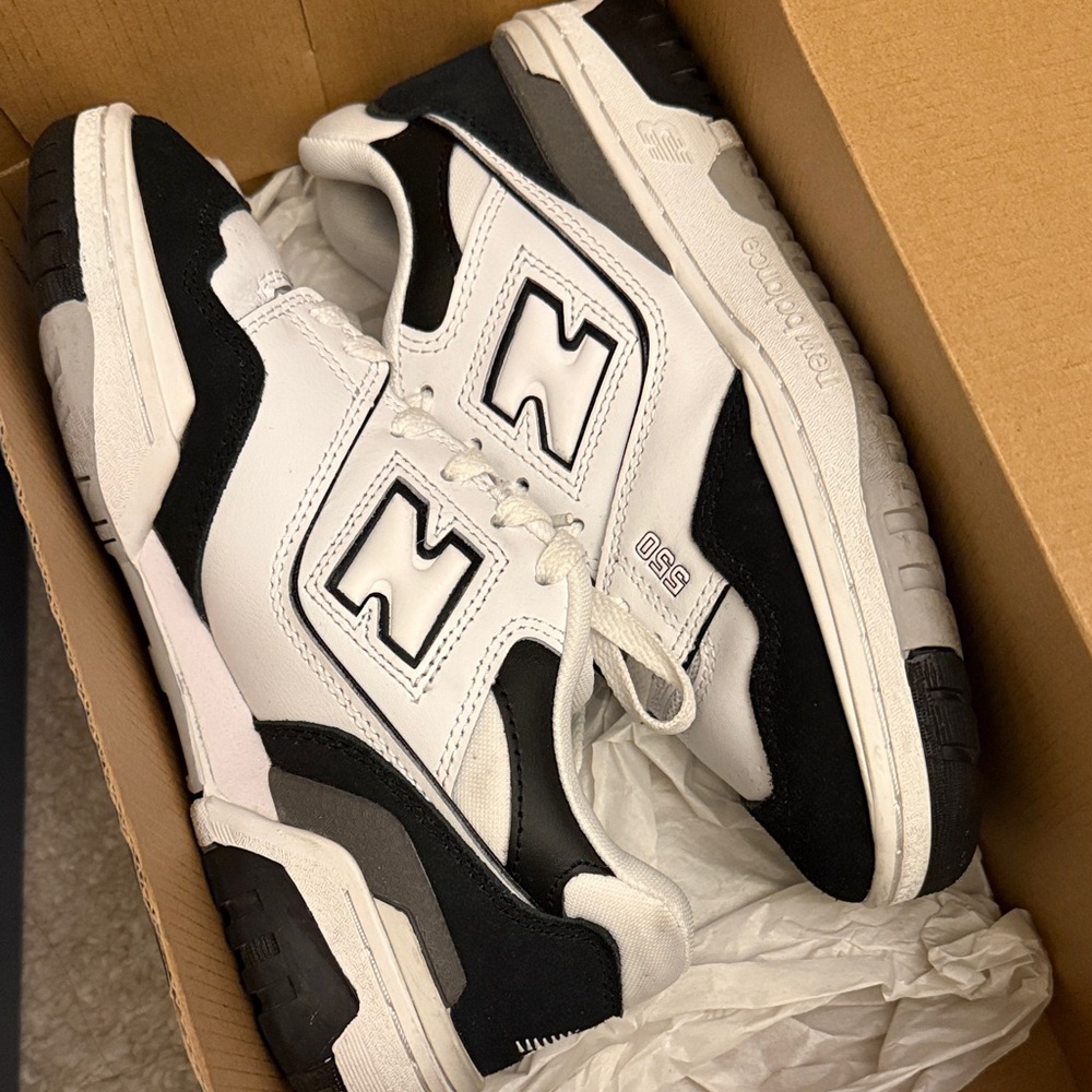 New Balance Men's White and Black Sneakers